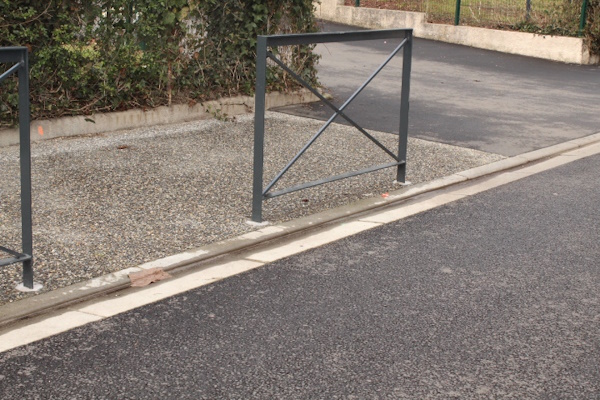 Barrière de ville acier Marcadieu 3